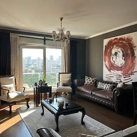 And Art Inspired Luxury House Apartment